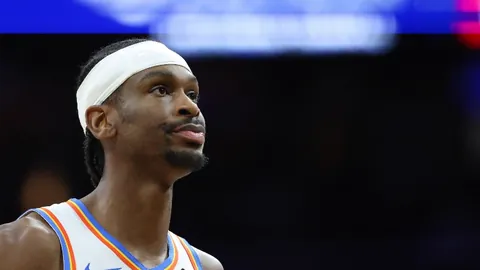 罗伯逊谈与萨拉赫良好关系及孩子共同成长